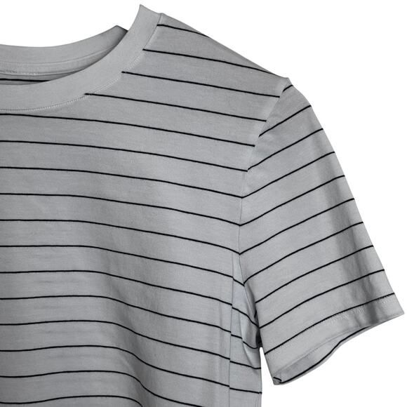 Lululemon T-Shirt Women XS/4 White Stripes Short Sleeve Gym Fitness Athleisure - Picture 4 of 10